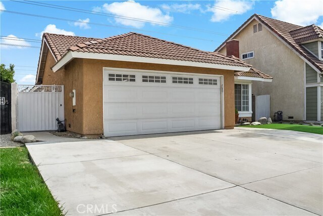 Building Photo - 14125 Woodland Dr
