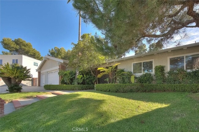 Photo - 16612 Park Lane Circle Unit House