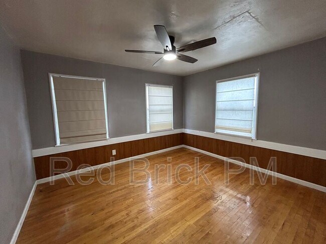 Foto del edificio - 606 E 22nd St