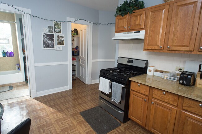 Foto del edificio - 4825 W Hutchinson St