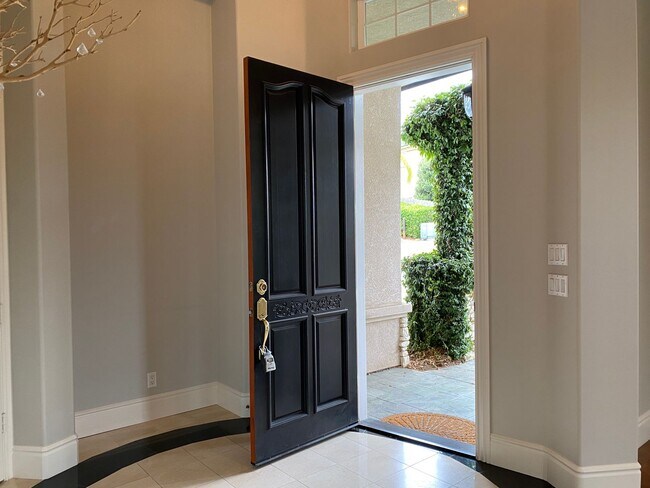 Foto del edificio - Gorgeous 3+ Bedroom, 3 Bath Home!