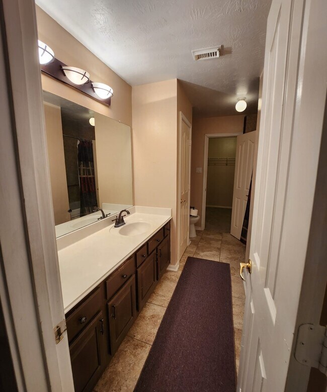 Foto del edificio - 2007 Goldspring Ln