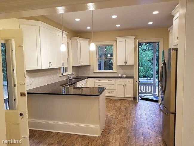 Building Photo - 4 br, 2.5 bath House - 2 Pleasant Grove Road