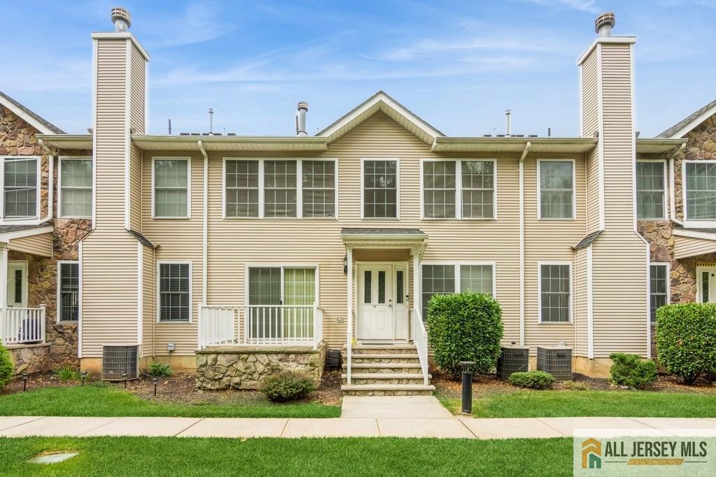 Foto principal - 17 Lackland Ave