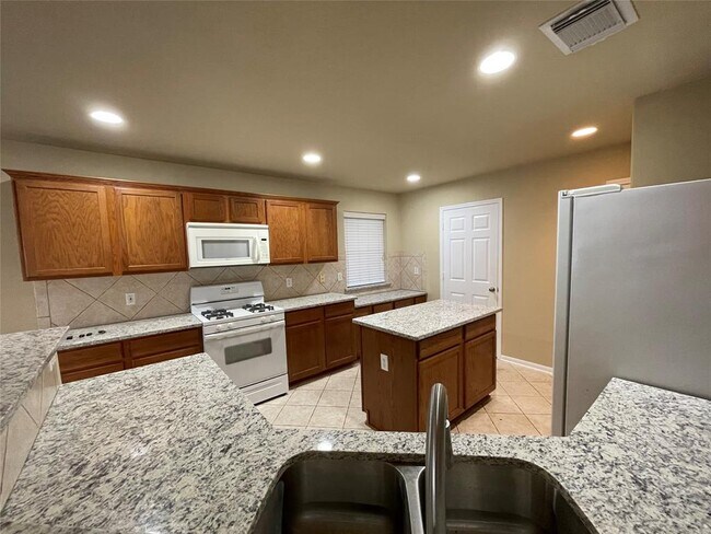 Foto del edificio - 21419 Hannover Pines Dr