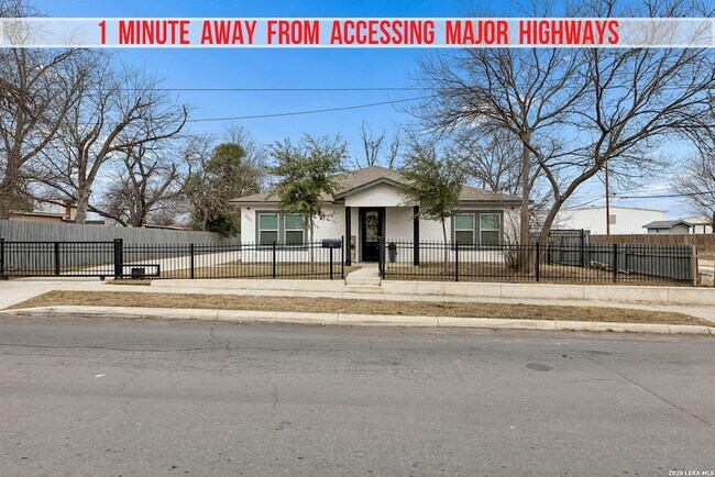 Foto del edificio - 303 Pendleton Ave