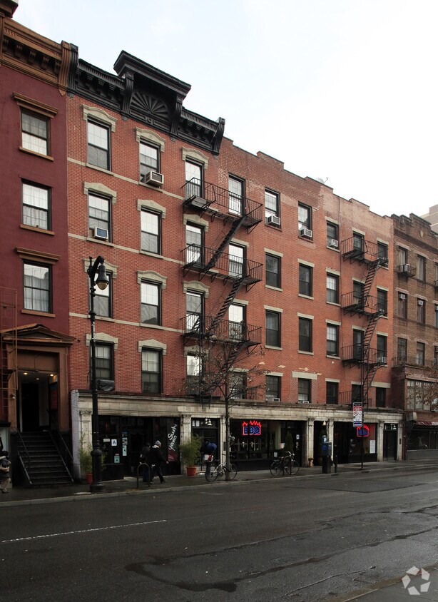 Primary Photo - 25 West 8th Street