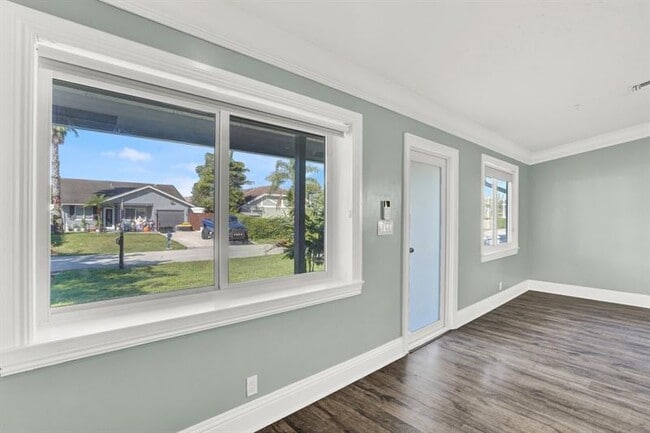 Foto del edificio - 10548 Boca Entrada Blvd