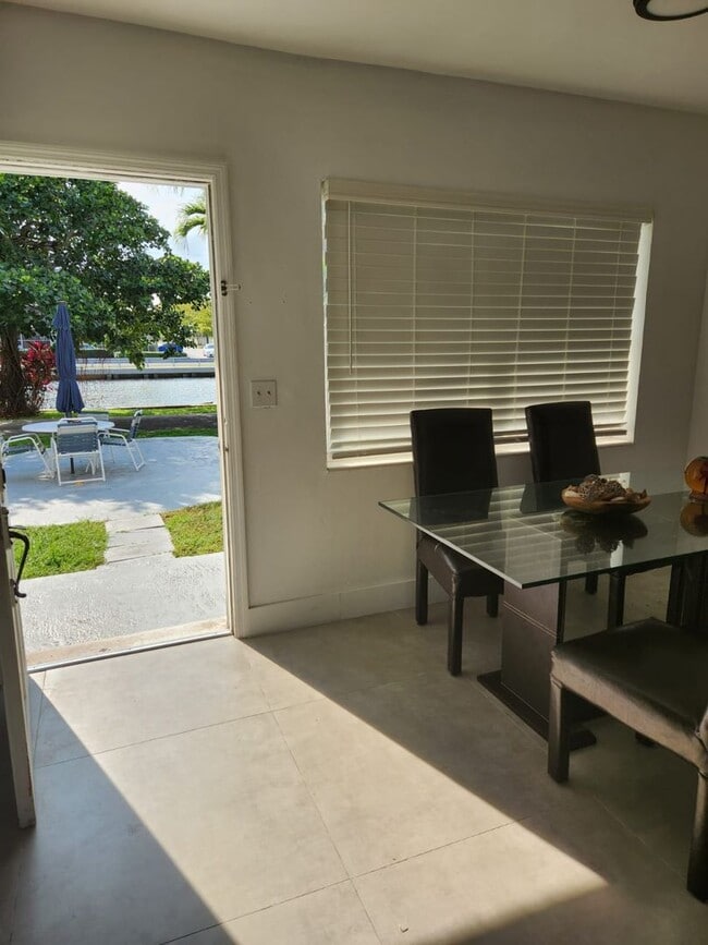 Photo - 467 Golden Isles Dr House