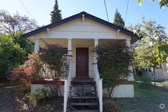 Building Photo - 6525 N Maryland Ave