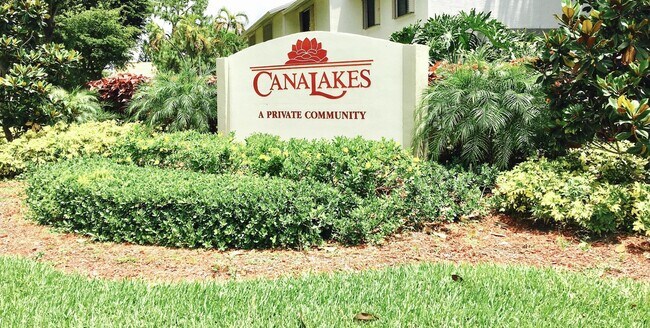 Foto del edificio - 2303 Seaside Dr