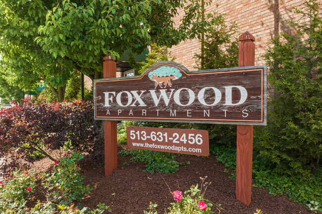 Foto del edificio - Foxwood Apartments