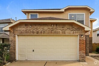 Building Photo - 7423 Village Lake Dr