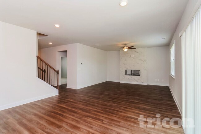 Foto del edificio - 80 Leyland Ct