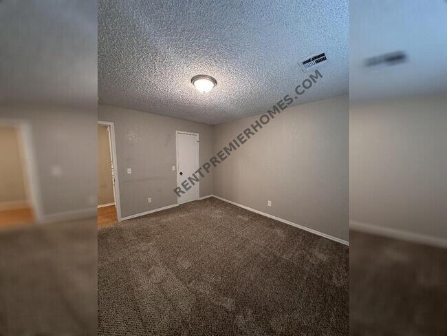 Building Photo - 8405 Woodfield St. Oklahoma City, OK 73149