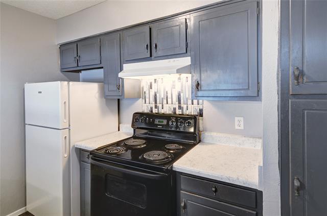 Building Photo - 5612 Boca Raton Blvd