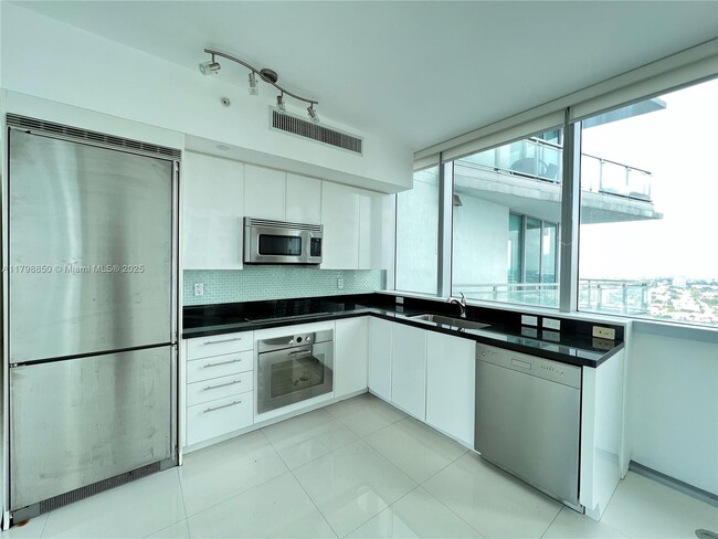 Foto del edificio - 92 SW 3rd St