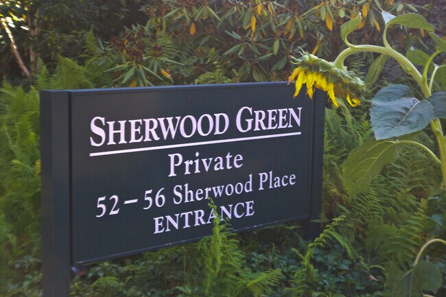 Foto del edificio - 52 Sherwood Pl