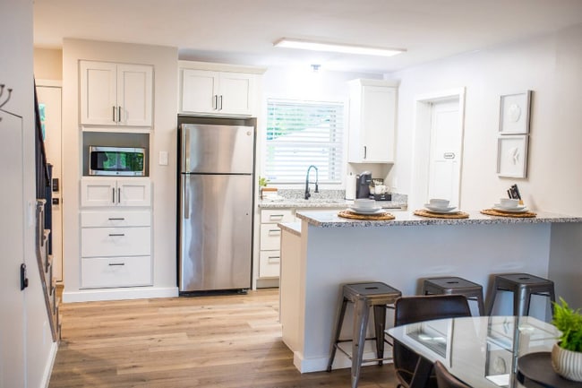 Foto del edificio - 271 S 3rd Ave