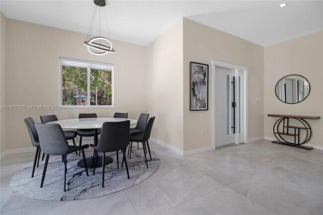 Foto del edificio - 14840 NE 8th Ave