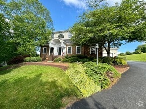Building Photo - 2229 Birch Leaf Ln NE