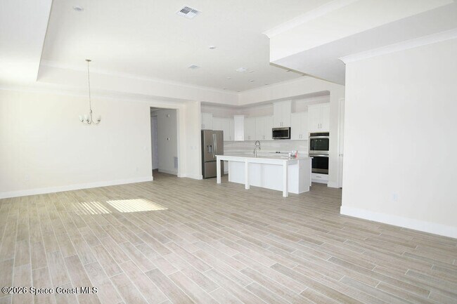 Foto del edificio - 657 Clearwater Ave