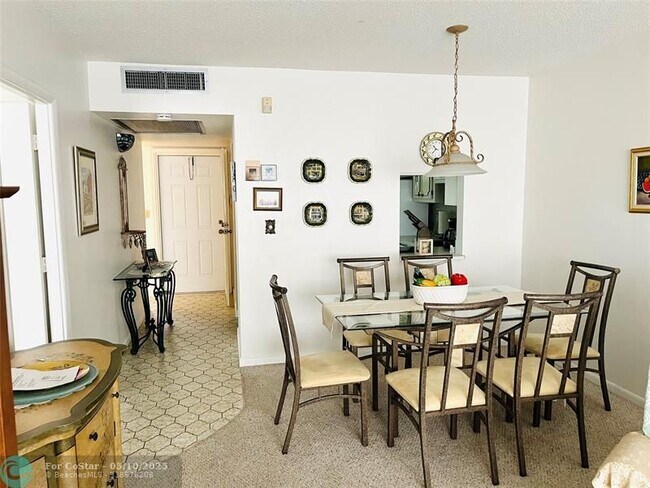 Foto del edificio - 2200 Park Ln