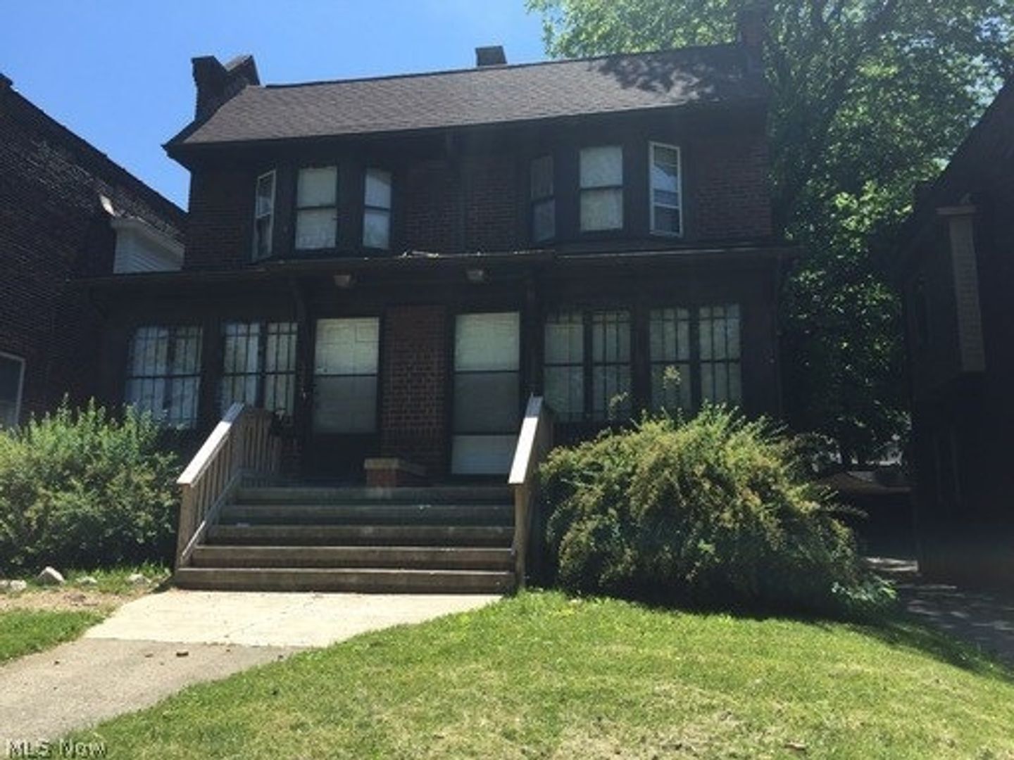 3242-3242 Sycamore Rd Cleveland Heights, OH 44118 – photo 1