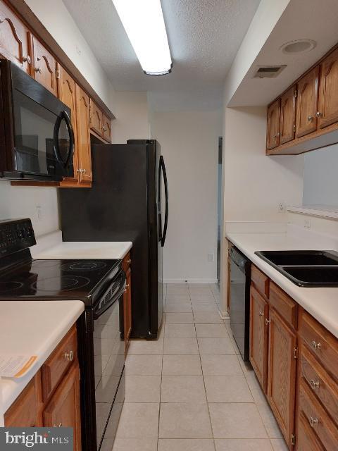 Building Photo - 609 Himes Ave