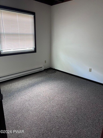Foto del edificio - 2392 Meadow View Dr