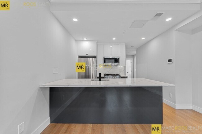 Foto del edificio - 535 Newbury St