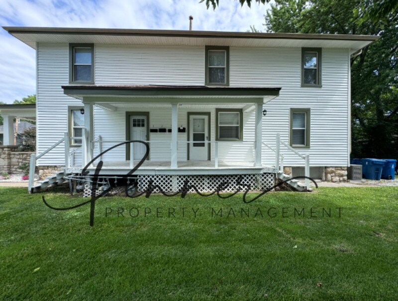 Primary Photo - 133-2 S LINCOLN ST