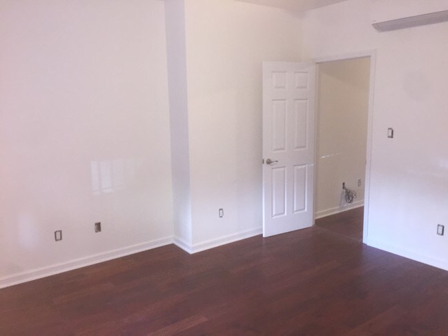 Foto del edificio - 86 16th Street