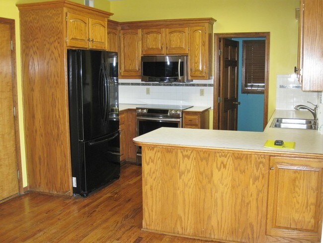 Foto del edificio - 15915 E 78th St