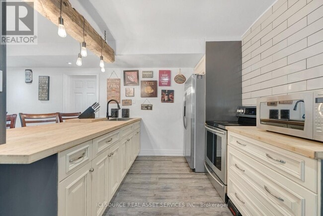 Building Photo - 3526 Monck Rd