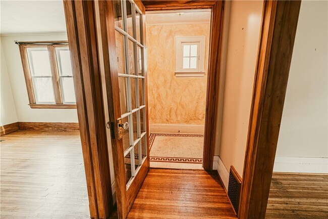 Foto del edificio - 297-303-303 Dartmouth St