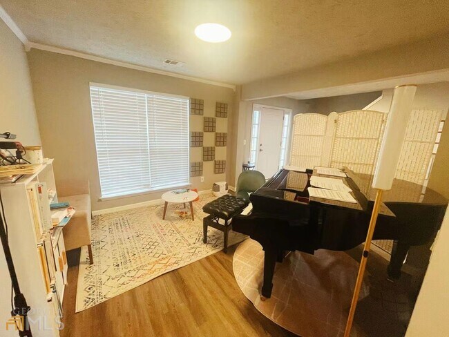 Building Photo - 1563 Oak Park Ct