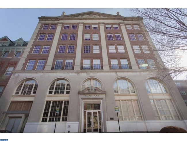 Building Photo - 312 Walnut St