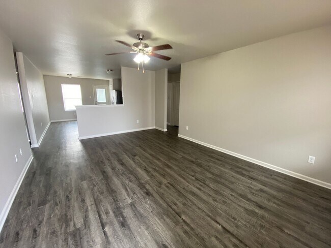 Foto del edificio - Beautiful 3bed/2bath Home