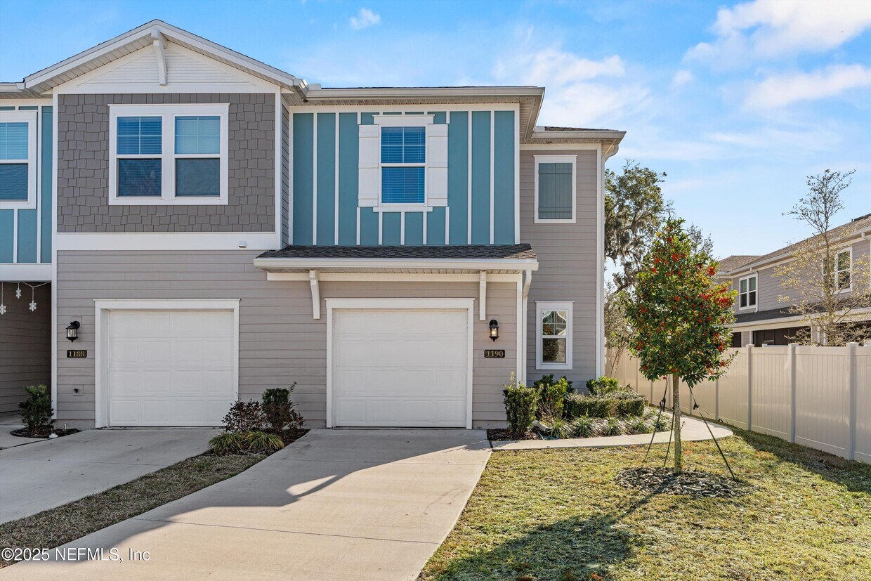 Foto principal - 1180 Beach Dune Dr