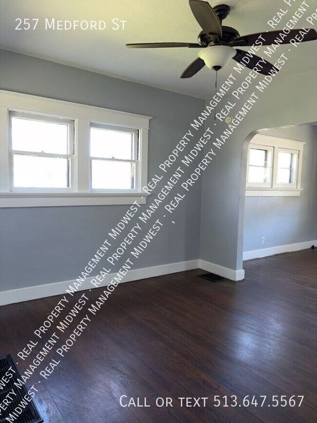 Foto del edificio - 257 Medford St