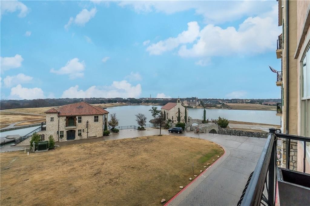 Foto principal - 6675 Mediterranean Dr
