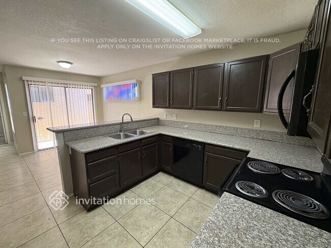 Foto del edificio - 4545 N 67th Ave