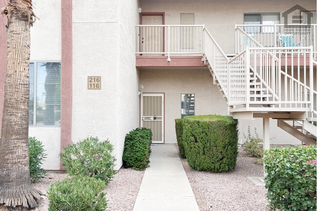 Building Photo - 205 N 74th St
