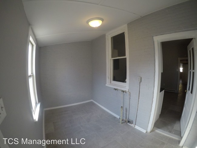 Building Photo - 1226 E Chelten Ave