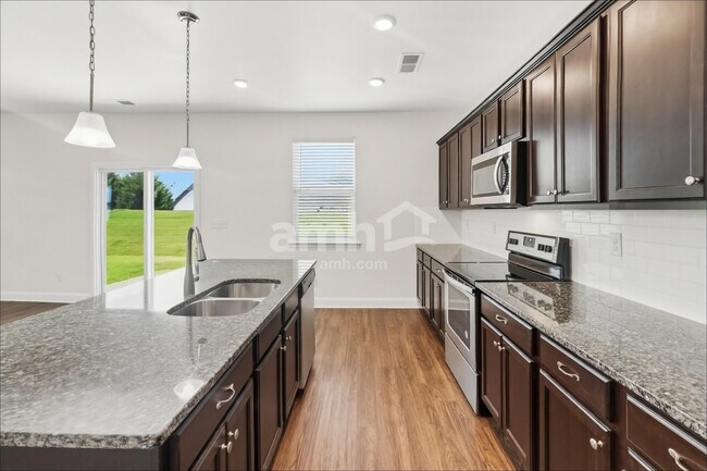 Foto del edificio - 165 Havenbrook Dr