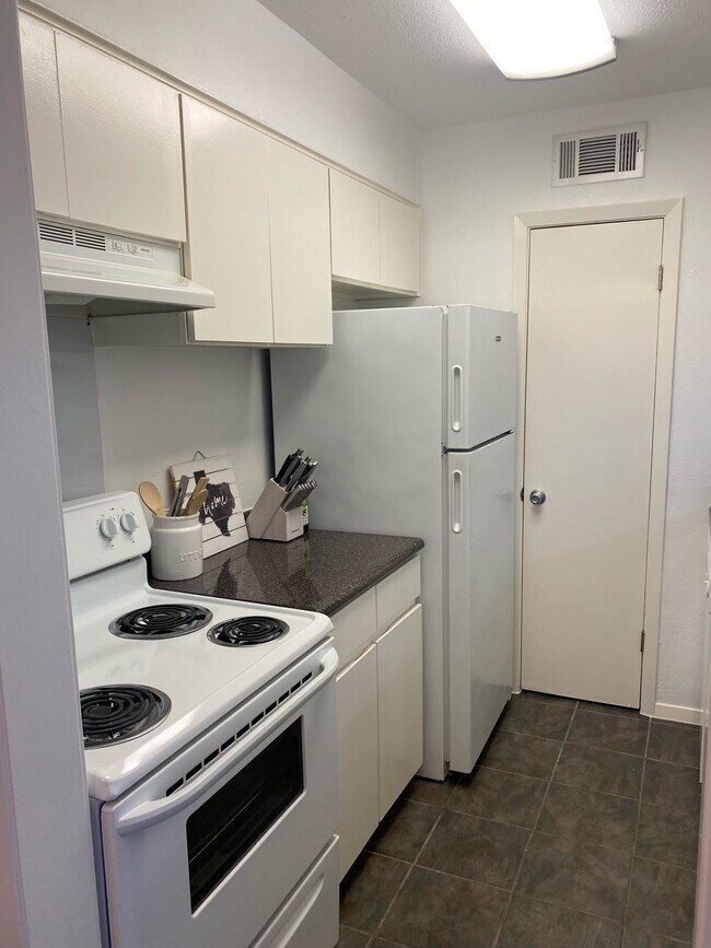 Foto del edificio - 4020 Rawlins St