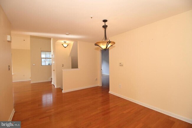 Foto del edificio - 522 Brickhouse Rd