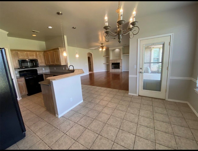 Building Photo - 17629 Gold Dr