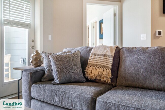 Building Photo - 10800 Colonial Gtwy Dr